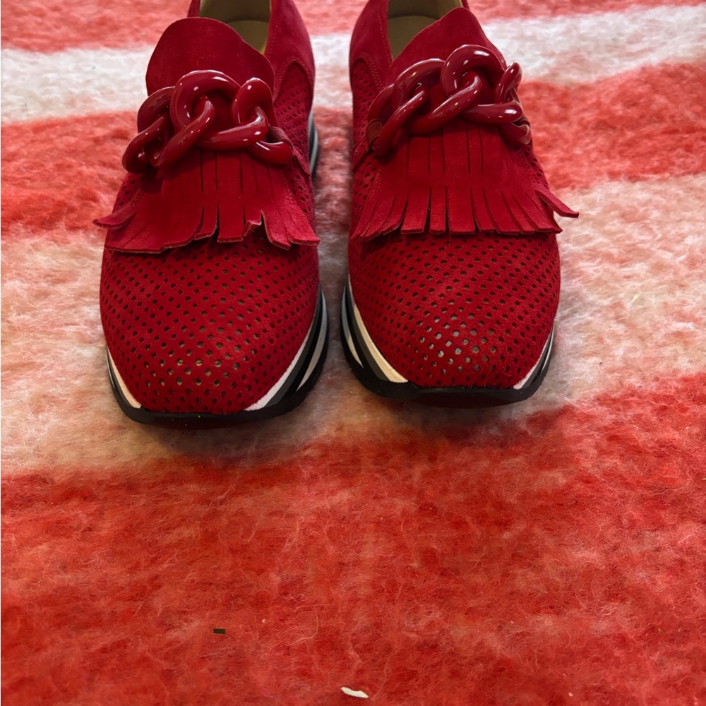 Softwave - ferrari red platform sneaker loafers with chunky chain and fringe